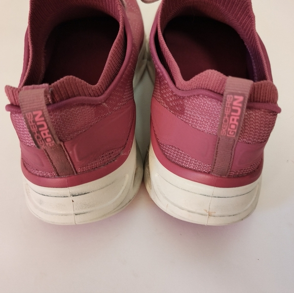 Skechers Women's Go Run Sneakers - Size 9 - Picture 6 of 6
